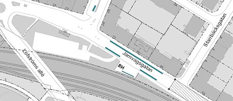 Karta över Järnvägsgatan och de parkeringar som åter blir tillgängliga från 15 mars. 